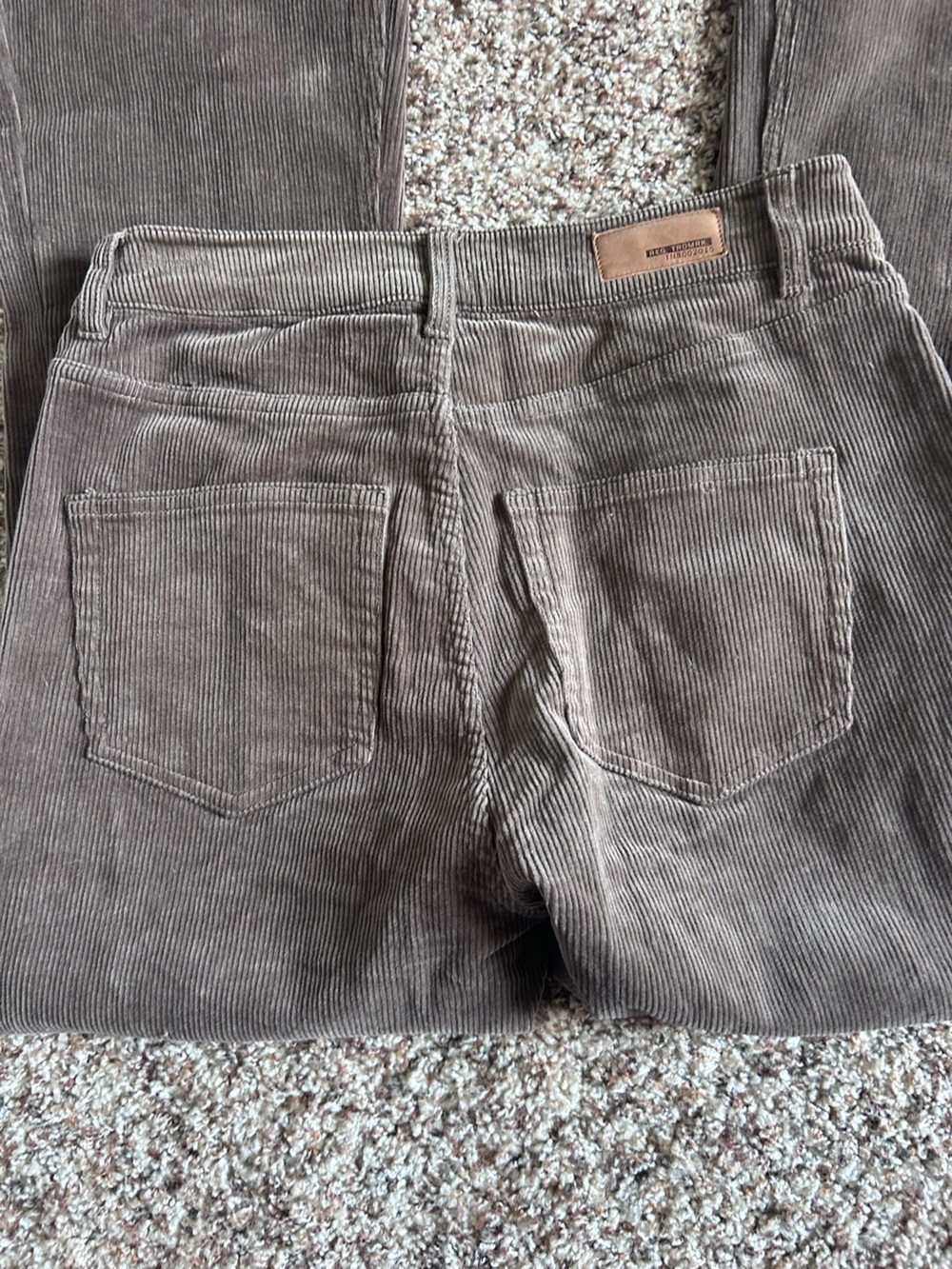 The Normal Brand Women’s Brown Gray Corduroy Split Flare High Rise Pants Size 27 - Picture 9 of 10